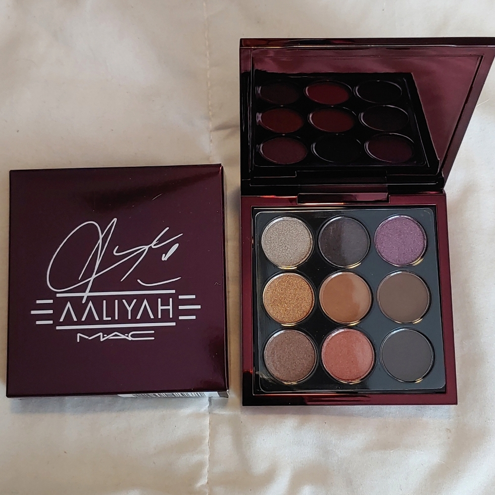 Mac Cosmetics Aaliyah Eyeshadow palette Age Ain't Nothing NEW